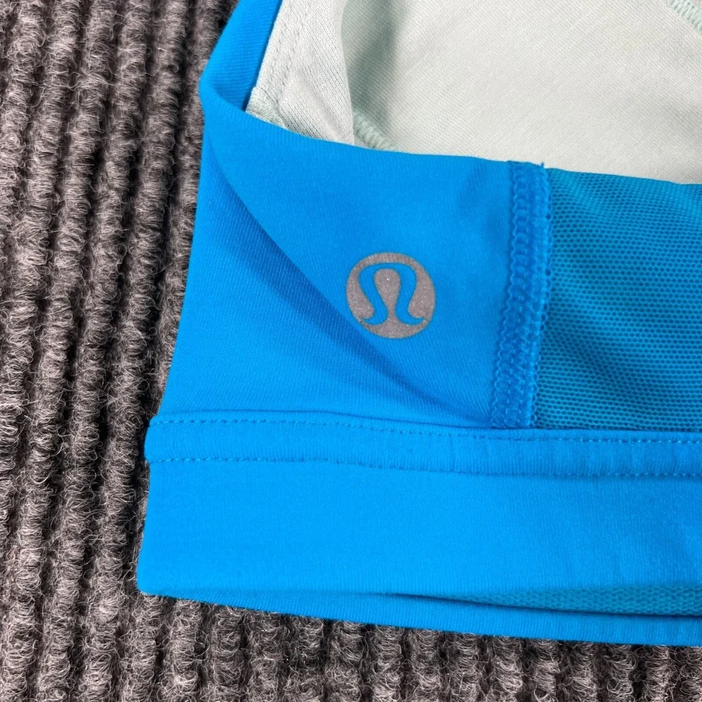 Lululemon Bra Womens Size 6 Blue Racerback Sports Training Workout Active